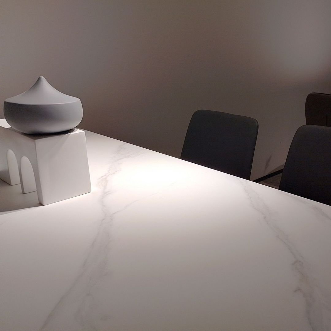 table 4 personnes resistante rayures entretien facile